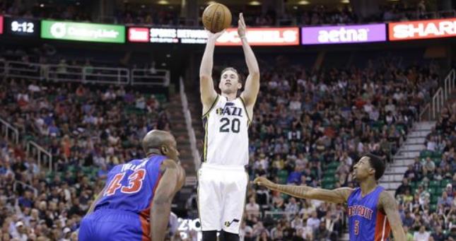 北京时间周四凌晨，在国王杯1／8决赛中，马竞0比2不敌皇家社会，惨遭淘汰。贾努扎伊和索罗斯为皇家社会取得了进球。 马竞最近可以说是处于自由落体的状态。.