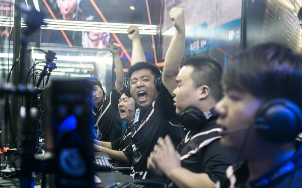 女子前十：科达遥遥领先，殷若宁下跌到第六位