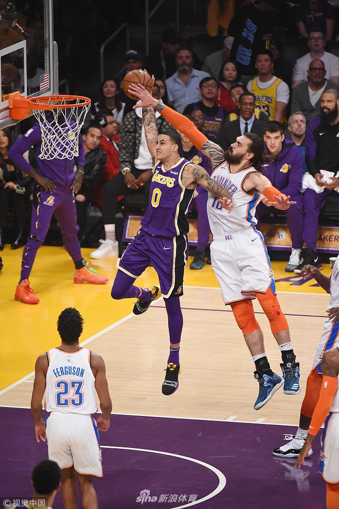 科尔怒喷裁判离场，库里遗憾被罚出场