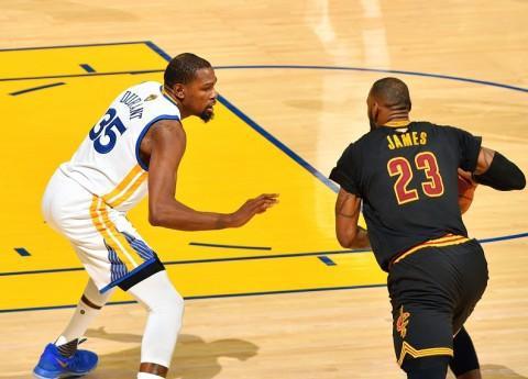 博弈论：风险中性假设为何不现实？（风险中性假设在博弈论中为何难以成立？）