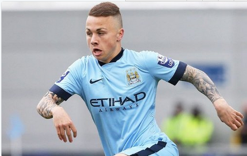 河南决战国安！三位久违强援露面，王刚单独挑大梁，新金主现场督战